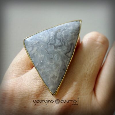 Anillo ágata calcedonia orbítrea