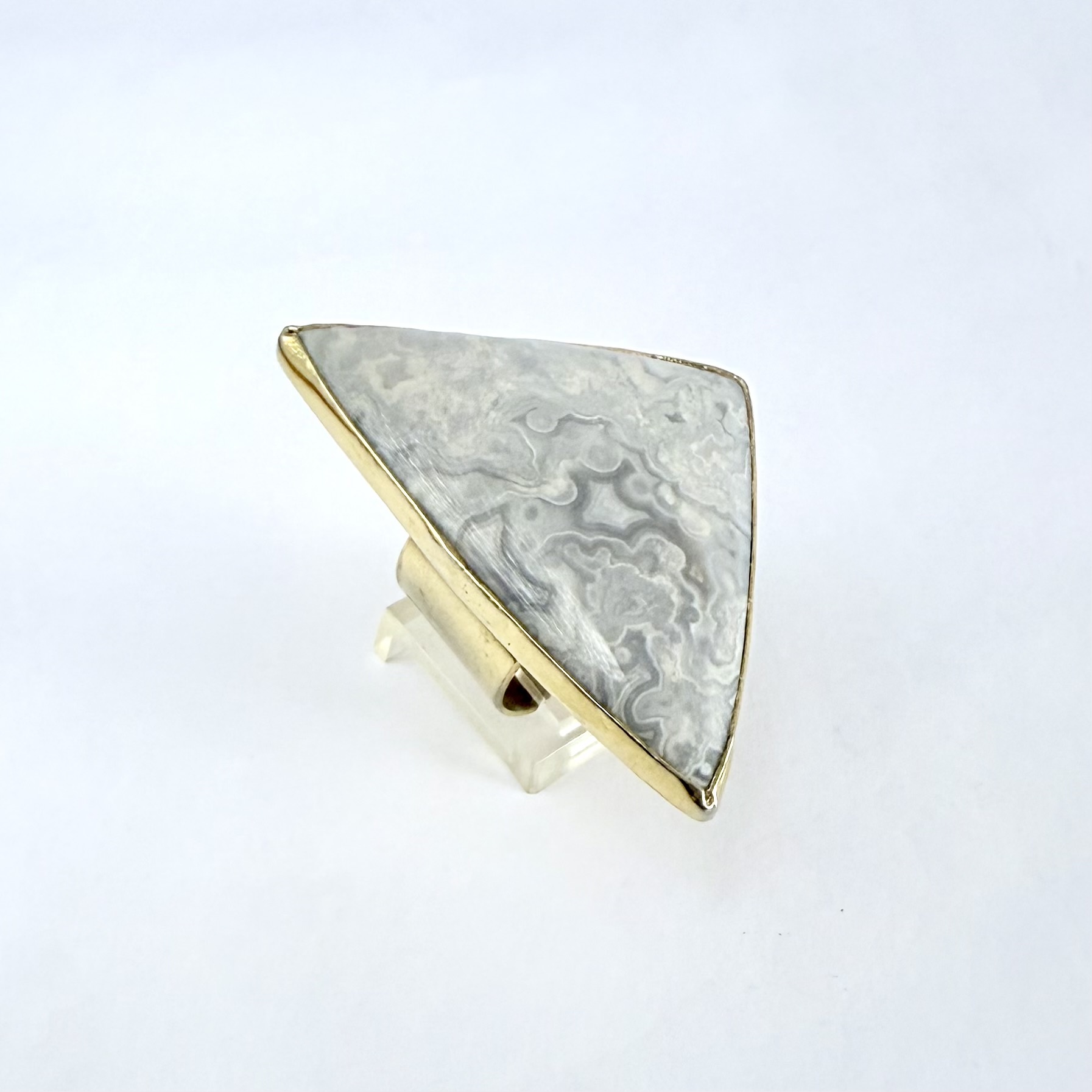 Anillo ágata calcedonia orbítrea